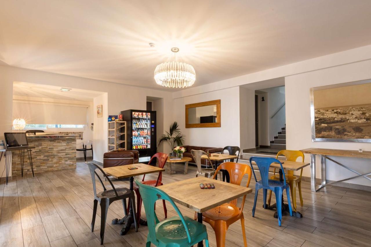 קאלבי Best Western Hotel Casa Bianca, Piscine Interieure Et Exterieure מראה חיצוני תמונה
