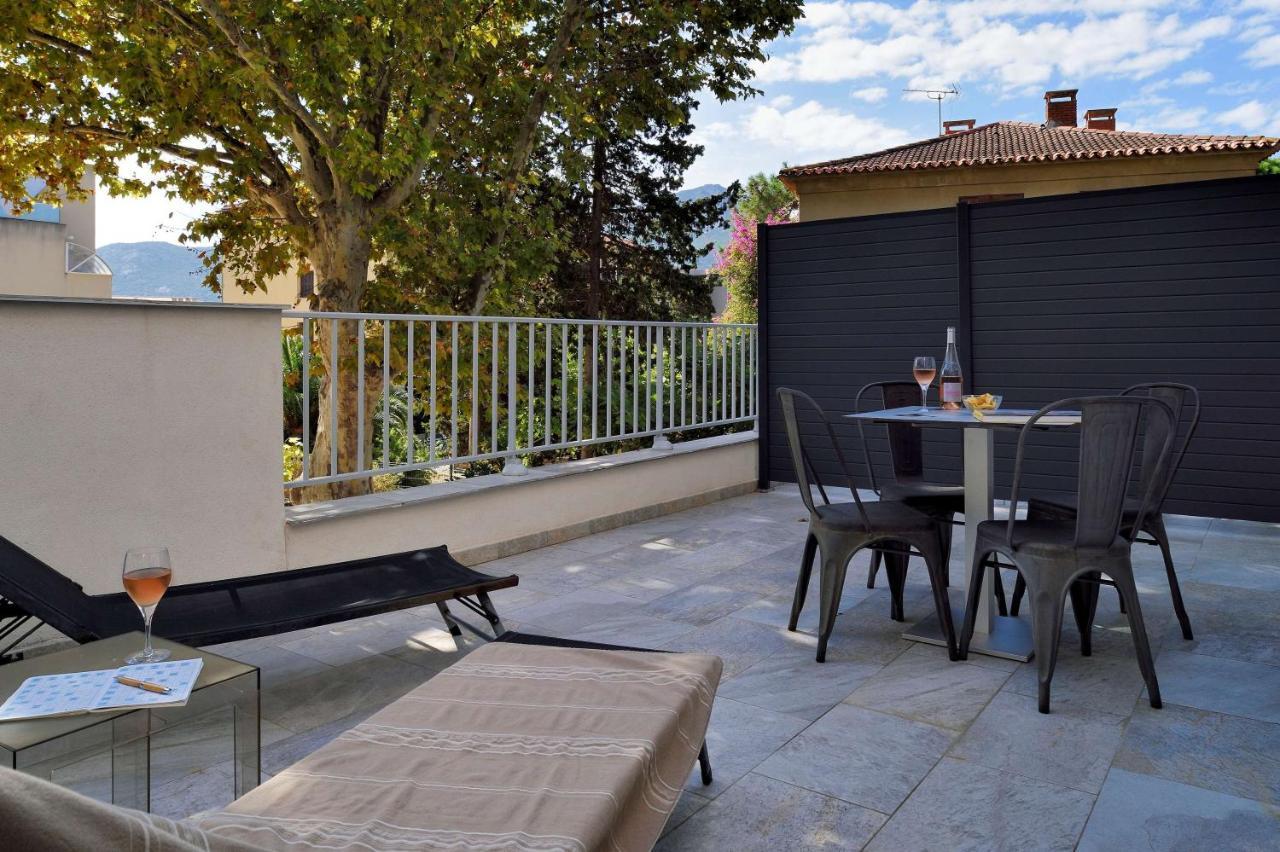 קאלבי Best Western Hotel Casa Bianca, Piscine Interieure Et Exterieure מראה חיצוני תמונה