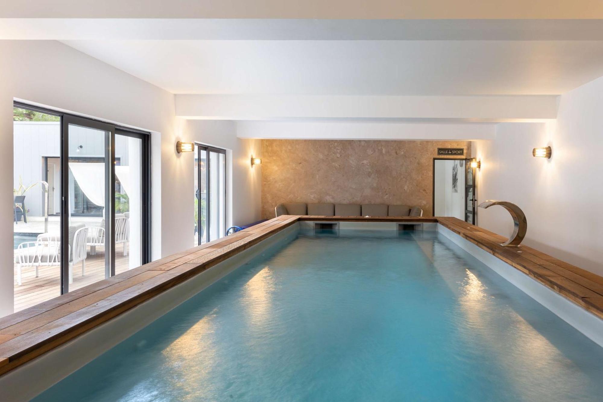 קאלבי Best Western Hotel Casa Bianca, Piscine Interieure Et Exterieure מראה חיצוני תמונה